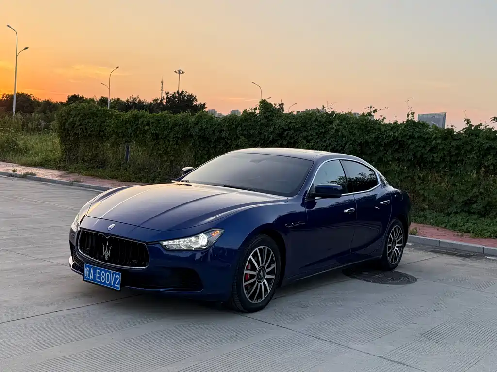 Maserati Ghibli 2015 — фото 1