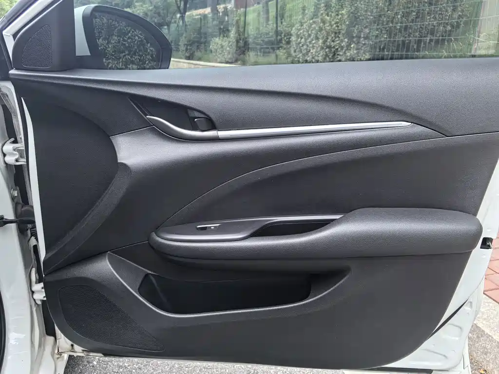 Buick Excelle 2019 — фото 16