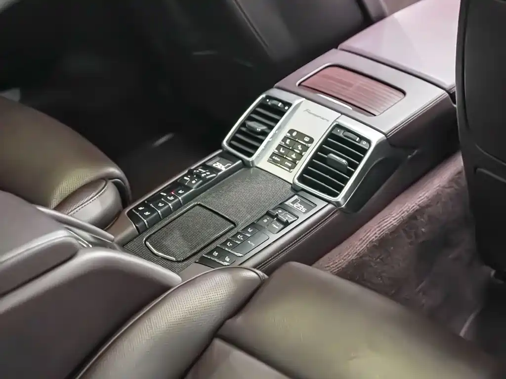 Porsche Panamera 2014 — фото 14