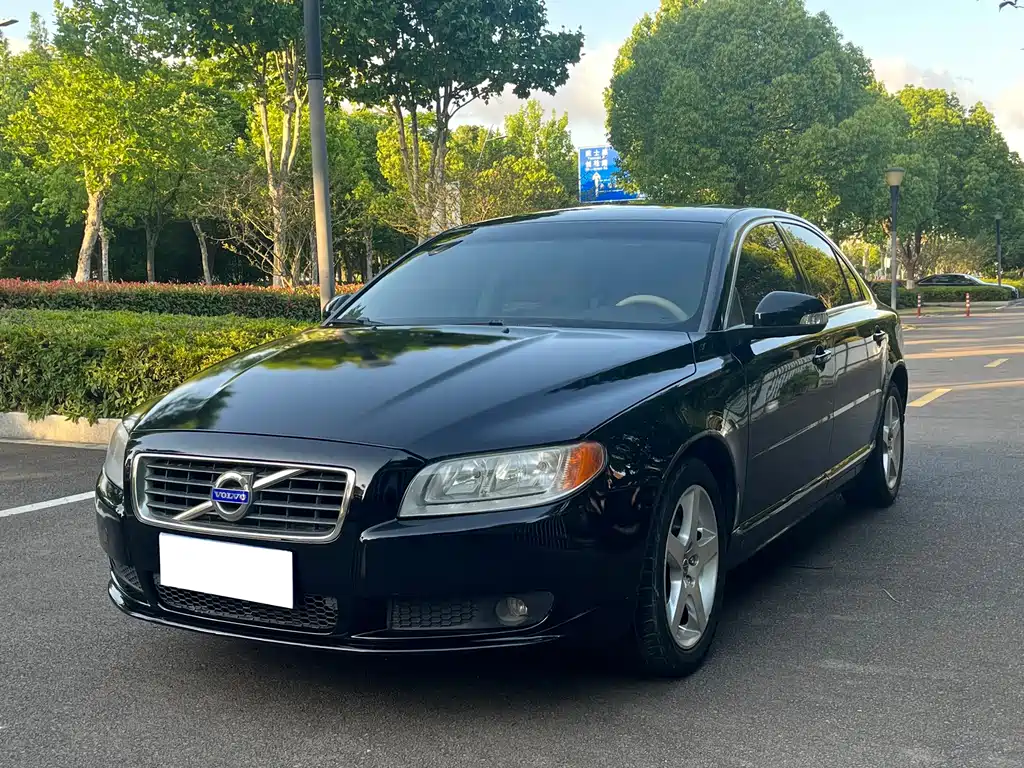 Volvo S80L 2012 — фото 1