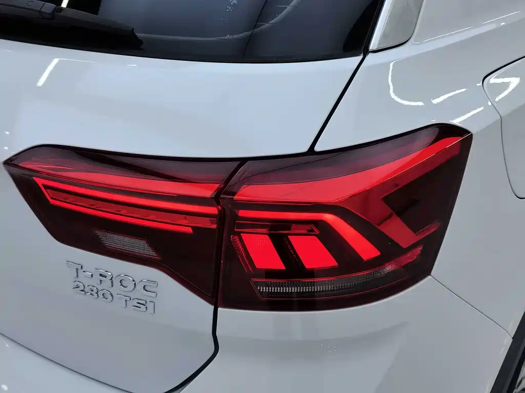 Volkswagen T-Roc 2019 — фото 13