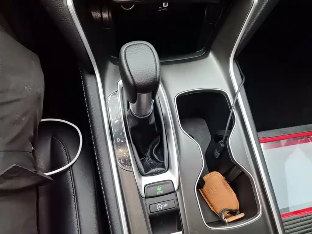 Honda Accord 2021 — фото 14
