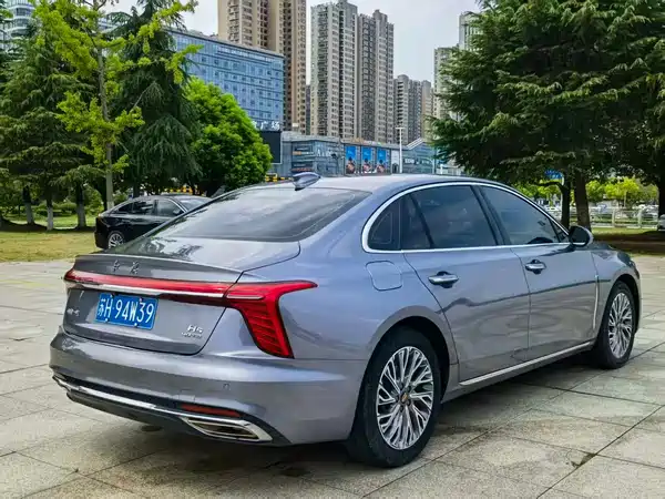 Hongqi H5 2023