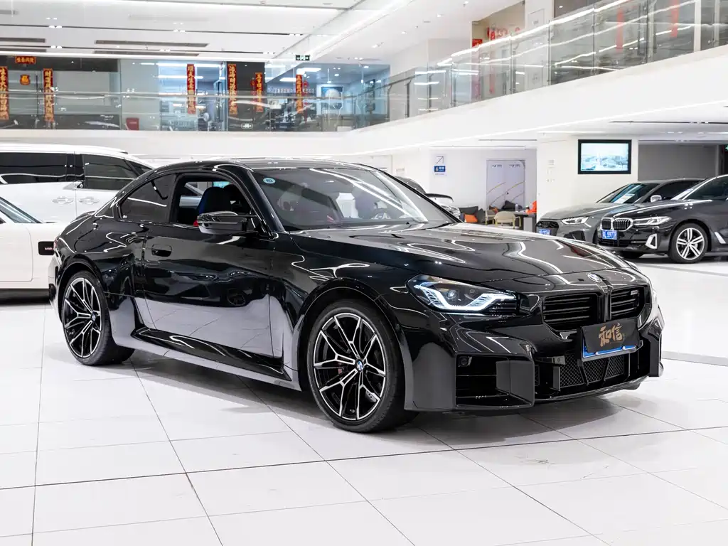 BMW M2 2025 — фото 3