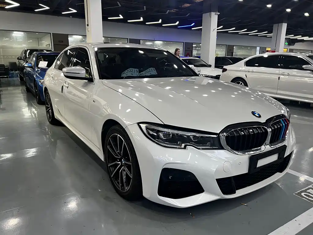 BMW 3 Series 2021