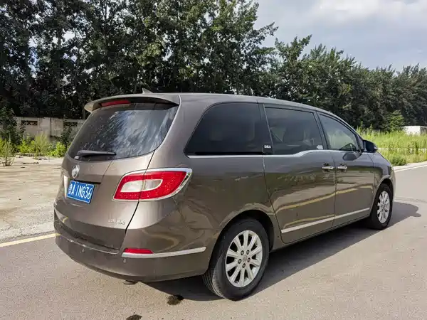 Buick GL8 2013