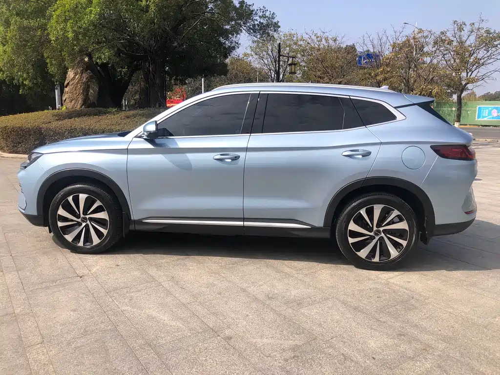 BYD PLUS New Energy 2023 — фото 6