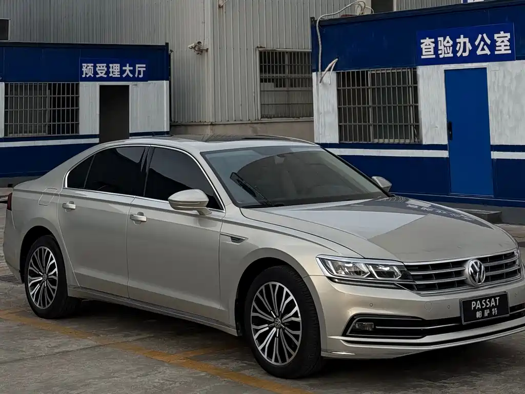Volkswagen Phideon 2018 — фото 3