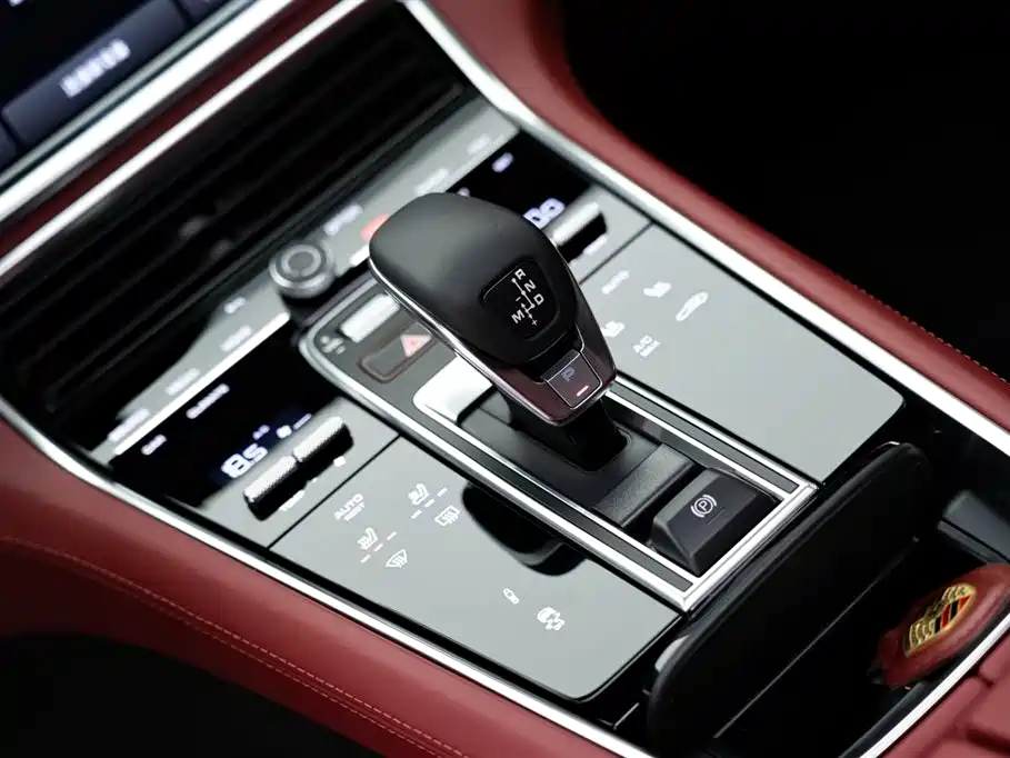 Porsche Panamera 2022 — фото 17