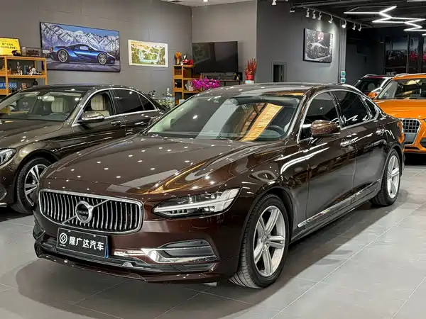 Volvo S90 2019