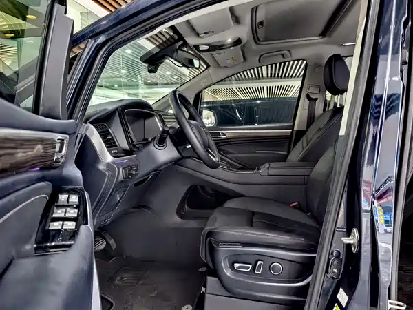 GAC Trumpchi M8 2021