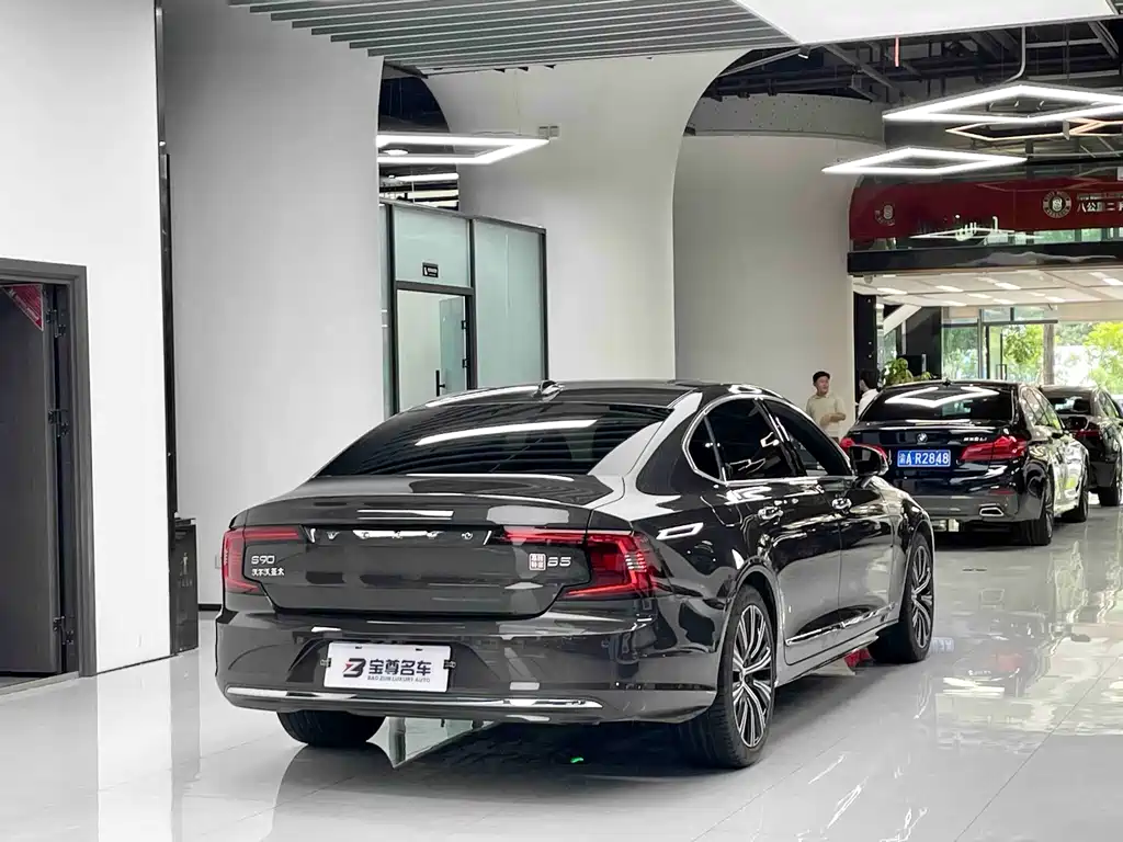 Volvo S90 2022 — фото 16