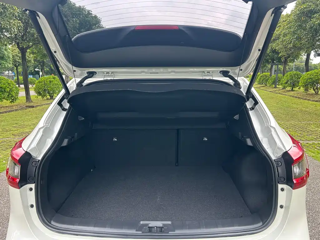 Nissan Qashqai 2023 — фото 19