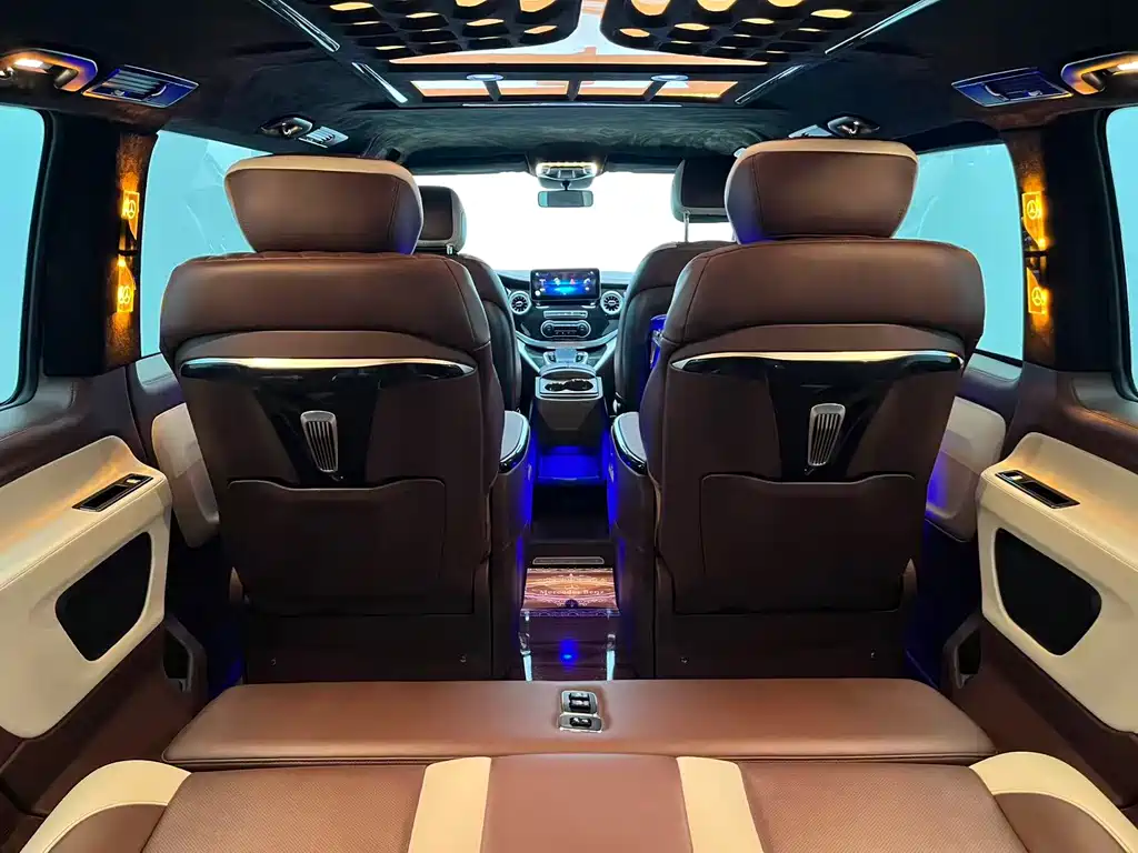 Mercedes-Benz Vito 2021 — фото 13