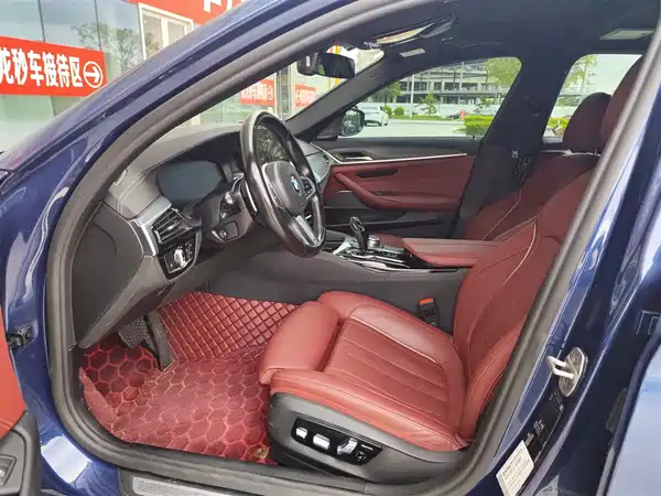 BMW 5 Series 2022
