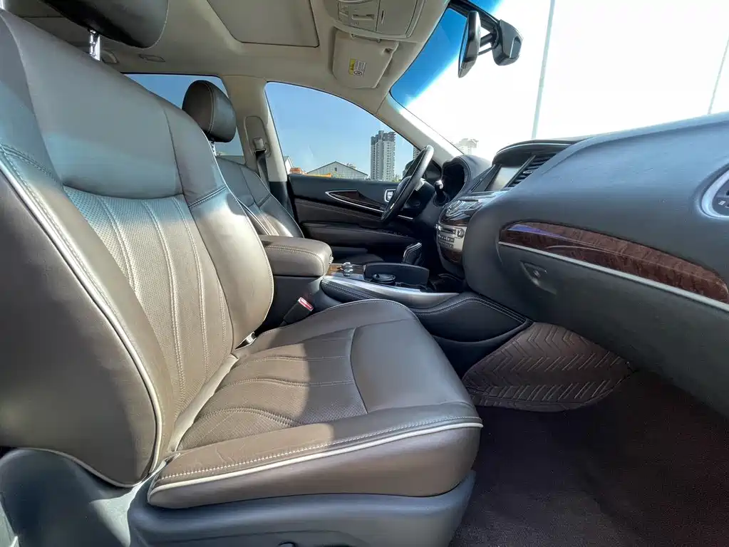 Infiniti QX60 2018 — фото 10