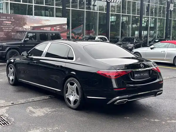 Mercedes-Benz Maybach S-Class 2023