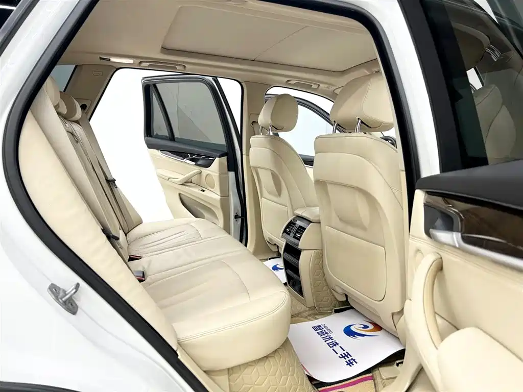 BMW X5 2015 — фото 8
