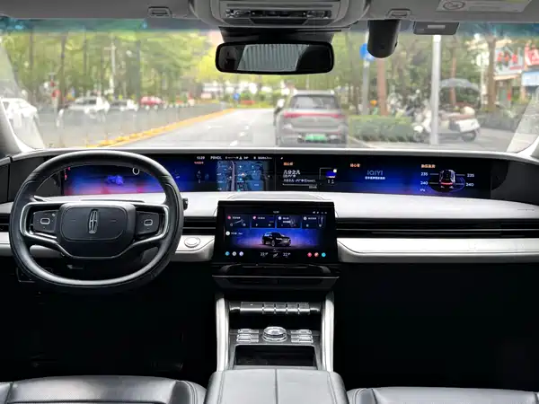 Lincoln Nautilus 2023