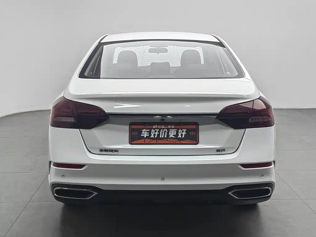 Geely Emgrand 2021
