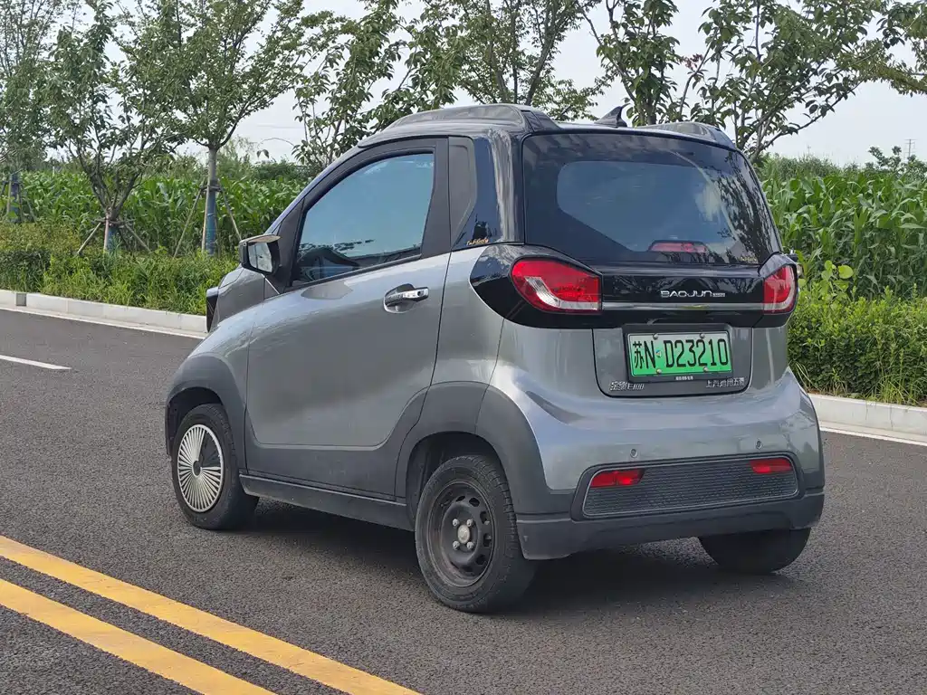 Baojun E100 2021