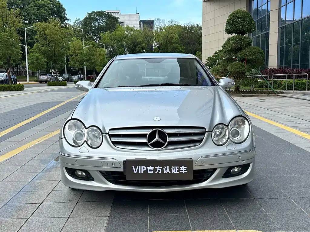 Mercedes-Benz CLK-Class 2005 — фото 3