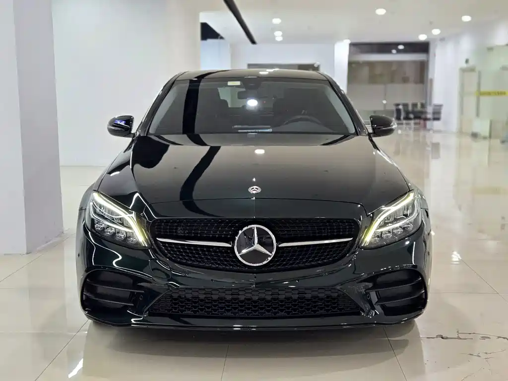 Mercedes-Benz C-Class 2021