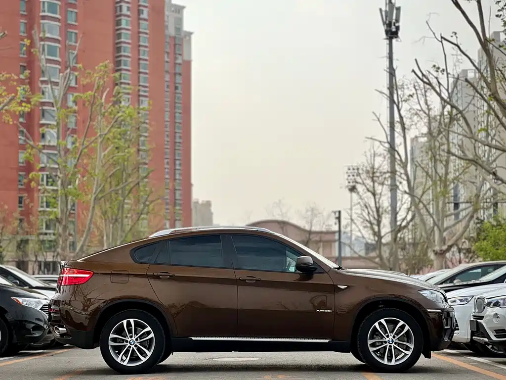 BMW X6 2014 — фото 4