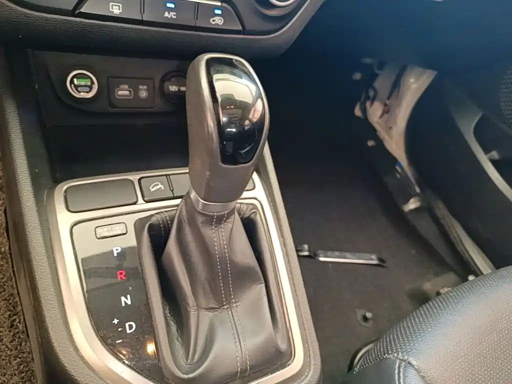 Hyundai ix25 2015 — фото 14
