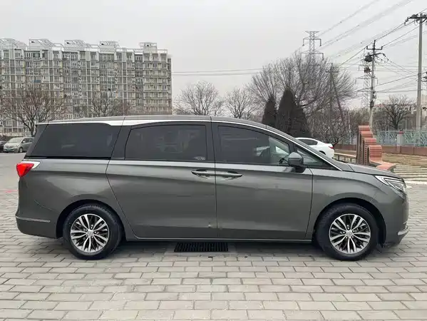 Buick GL8 2017