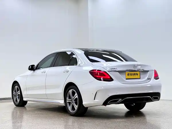 Mercedes-Benz C-Class 2021