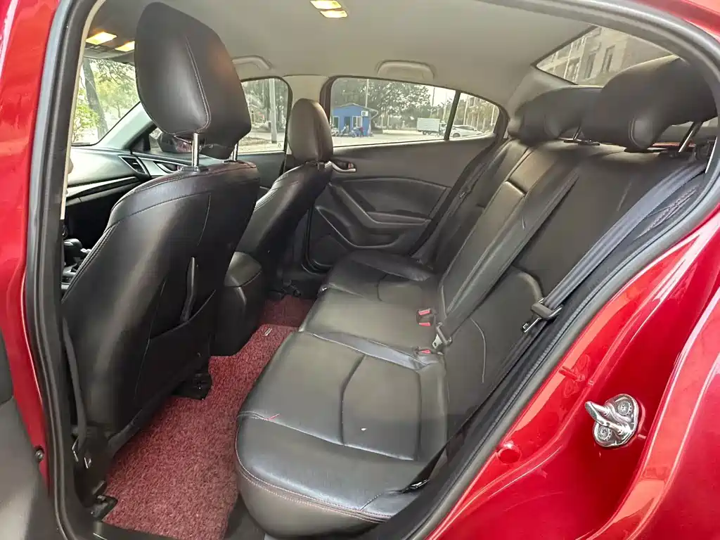Mazda 3 Axela 2019