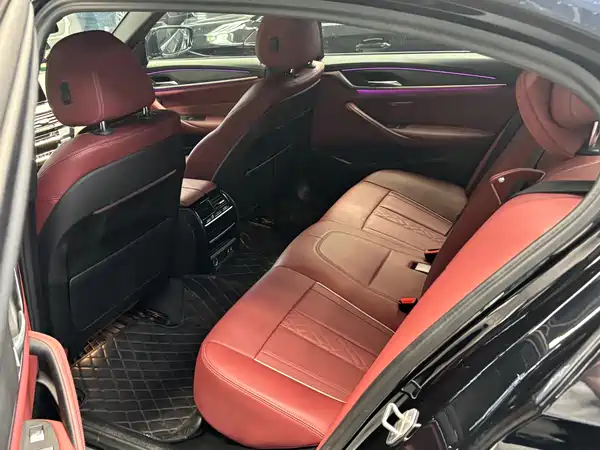 BMW 5 Series 2022