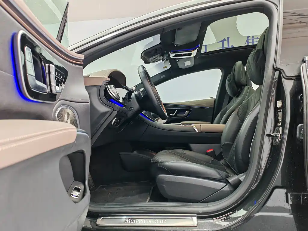Mercedes-Benz EQS 2023 — фото 10