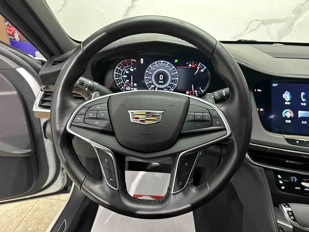 Cadillac CT6 2017 — фото 11