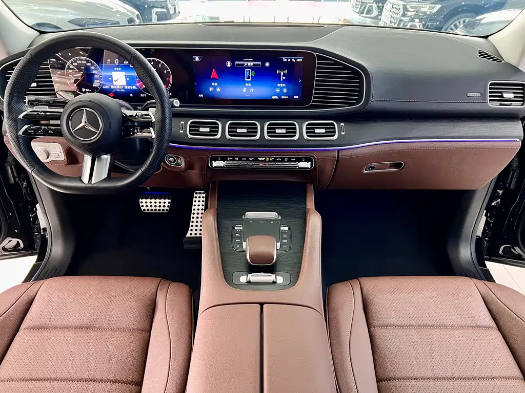 Mercedes-Benz GLS 2024 — фото 9