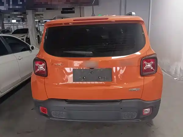 Jeep Freeman 2018