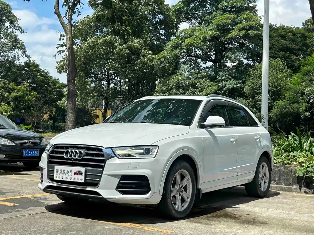 Audi Q3 2017 — фото 1
