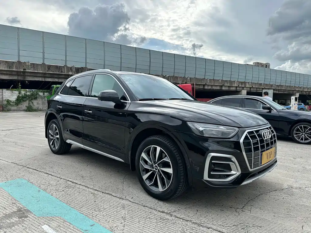 Audi Q5L 2023 — фото 3