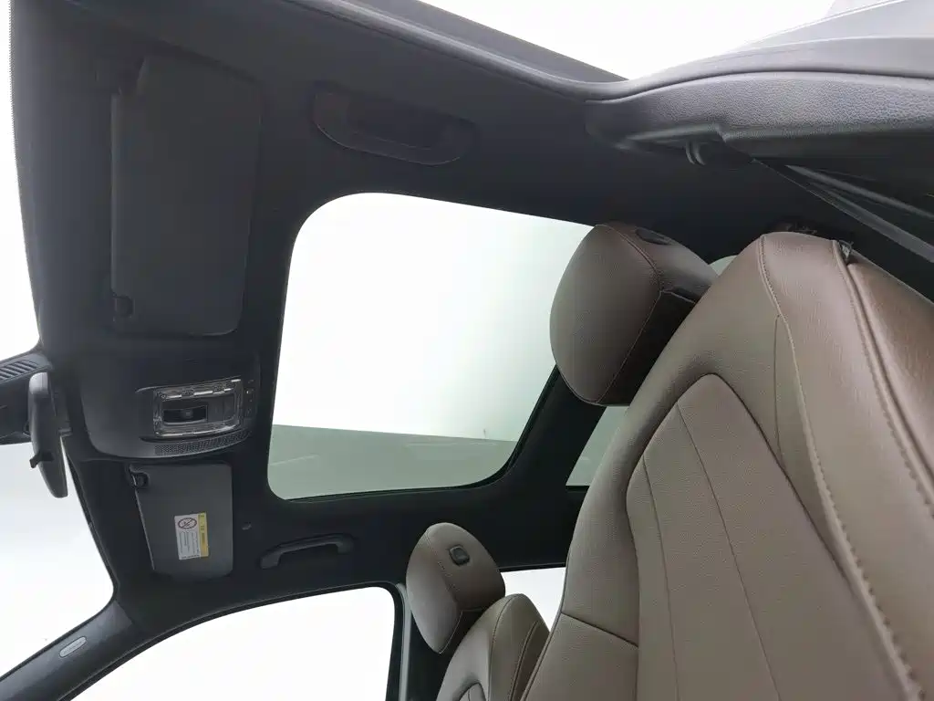 Mercedes-Benz GLB 2022 — фото 14