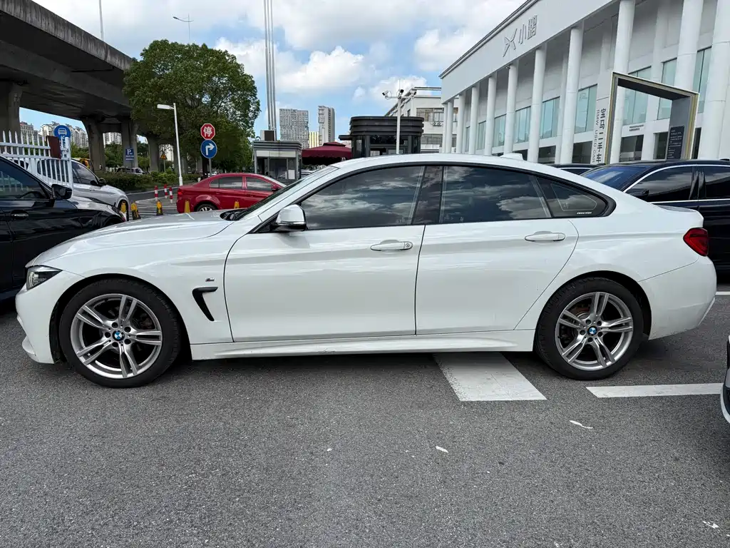 BMW 4 Series 2019 — фото 10