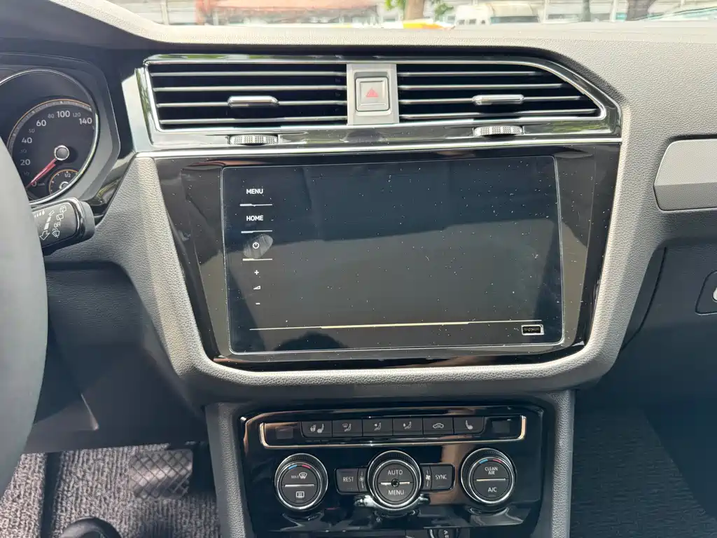 Volkswagen Tiguan L 2020