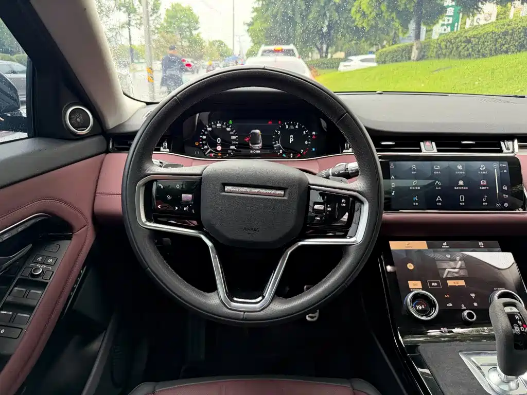 Land Rover Range Rover Evoque 2022 — фото 14