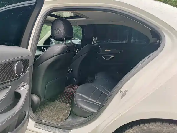 Mercedes-Benz C-Class 2017
