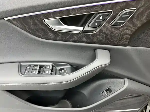 Audi Q8 2024