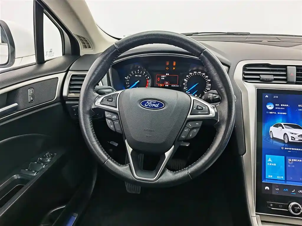 Ford Mondeo 2022 — фото 11