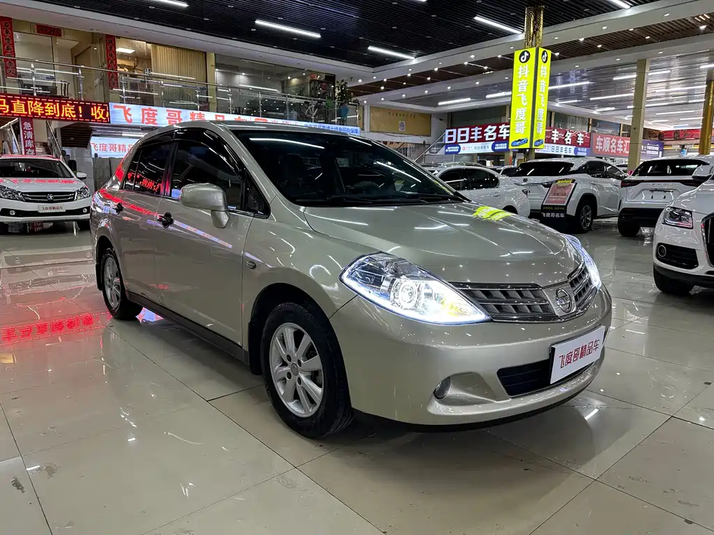 Nissan Tiida 2009