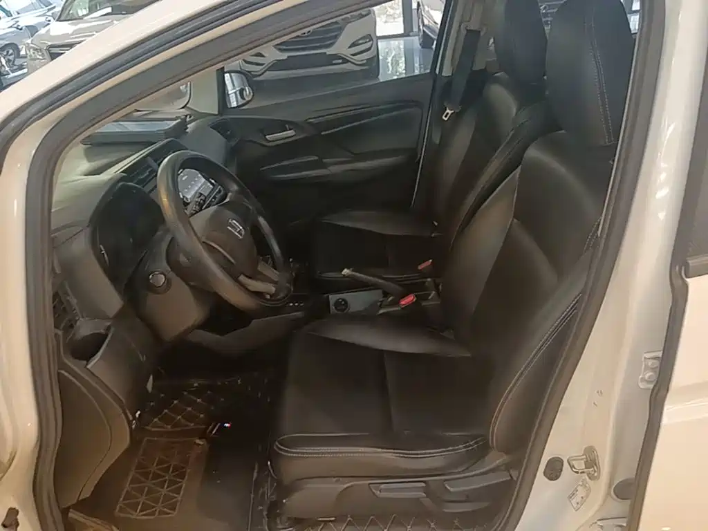Honda Fit 2018 — фото 15