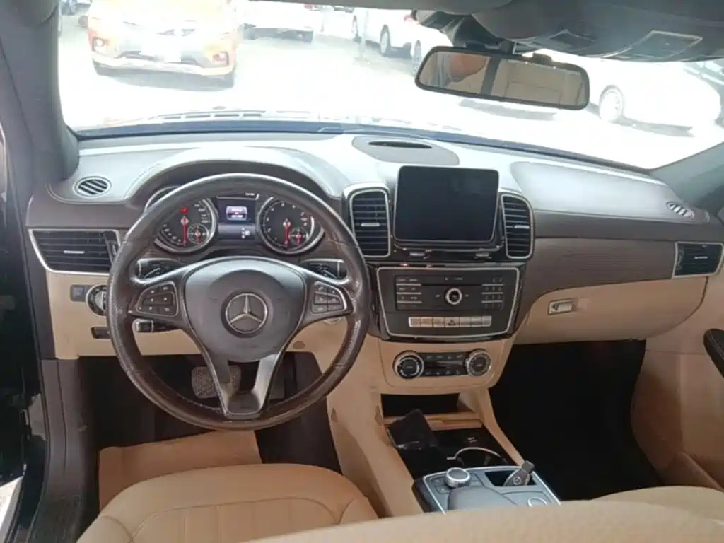 Mercedes-Benz GLE 2018 — фото 10