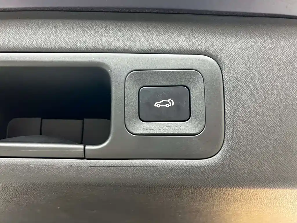 GAC Trumpchi E9 2025 — фото 25